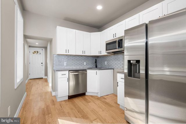 3437 EMERALD ST, Philadelphia, PA 19134