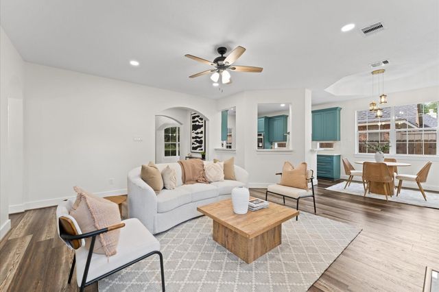 31318 Bearing Star Lane, Tomball, TX 77375
