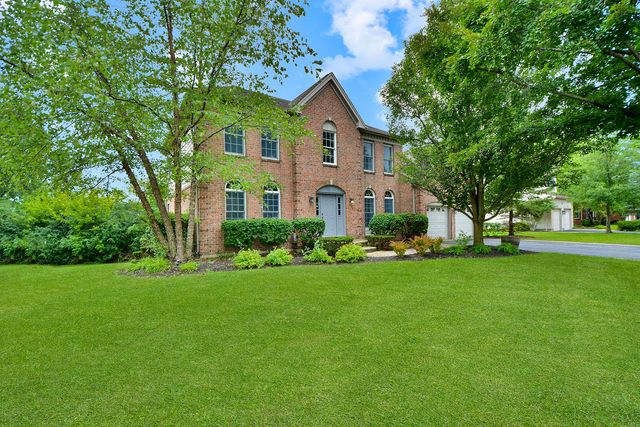 88 Open Parkway S, Hawthorn Woods, IL 60047