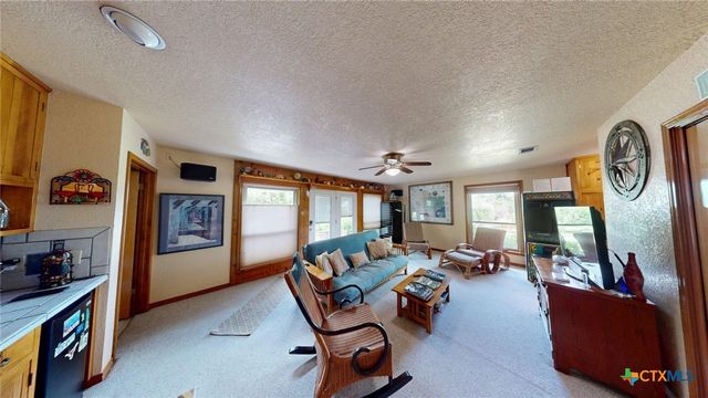 1109 Palomino Lane, San Marcos, TX 78666