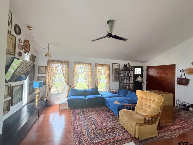 474 E Pennsylvania, Van, TX 75790