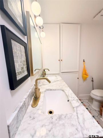 474 E Pennsylvania, Van, TX 75790