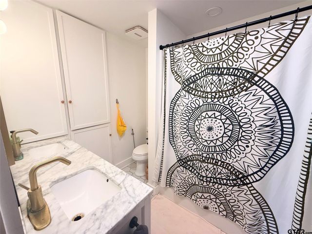 474 E Pennsylvania, Van, TX 75790