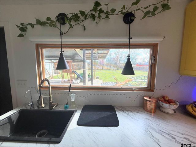 474 E Pennsylvania, Van, TX 75790