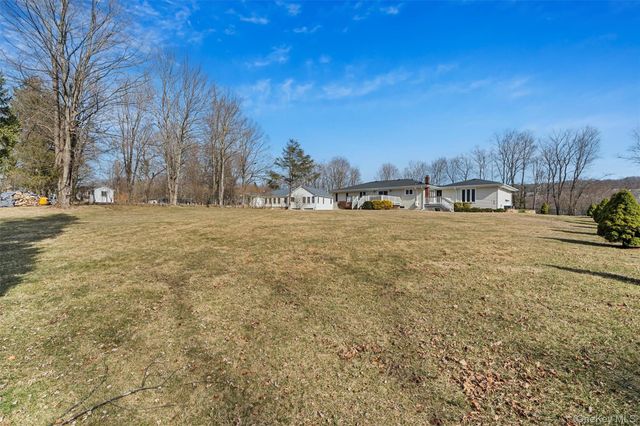 10 Hidden Drive, Monroe, NY 10950