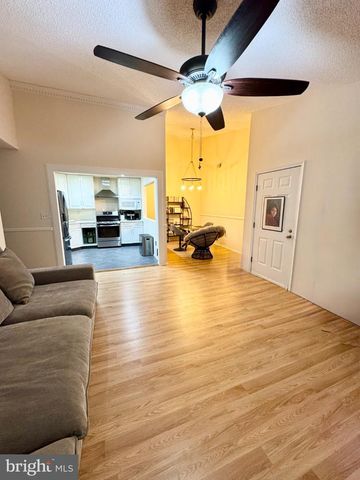 48 CHAMBERLIN CT, Lawrence Township, NJ 08648