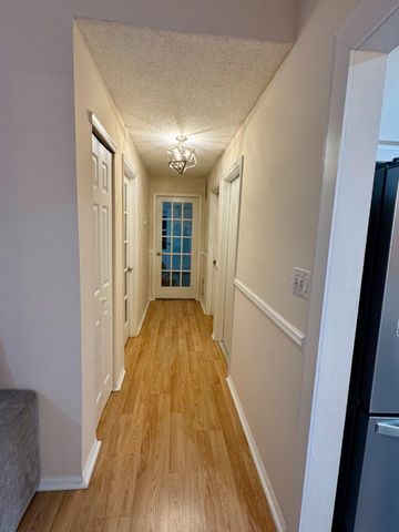 48 CHAMBERLIN CT, Lawrence Township, NJ 08648