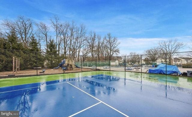 48 CHAMBERLIN CT, Lawrence Township, NJ 08648