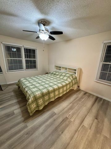 48 CHAMBERLIN CT, Lawrence Township, NJ 08648