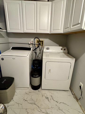 48 CHAMBERLIN CT, Lawrence Township, NJ 08648