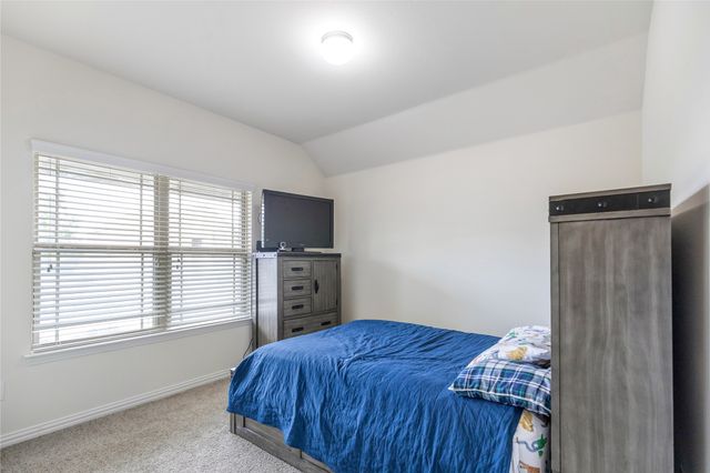 816 Skytop Drive, Fort Worth, TX 76052