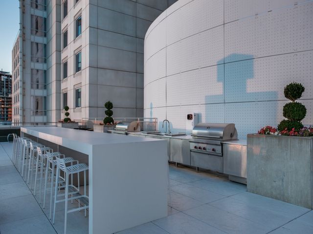 2408 Victory Park Lane 737, Dallas, TX 75219