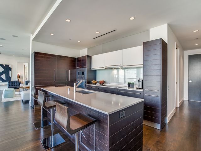 2408 Victory Park Lane 737, Dallas, TX 75219