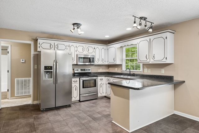 3723 Lavender Ct, Clarksville, TN 37042
