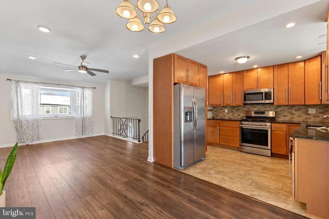 707 OLIVIA DR, Williamstown, NJ 08094