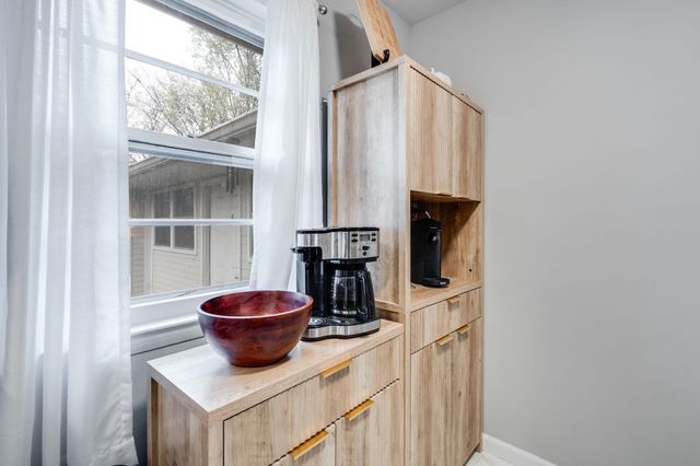 1968 N Sheridan St, Wichita, KS 67203