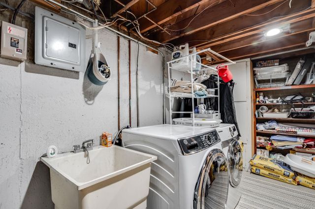 1968 N Sheridan St, Wichita, KS 67203