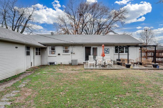 1968 N Sheridan St, Wichita, KS 67203
