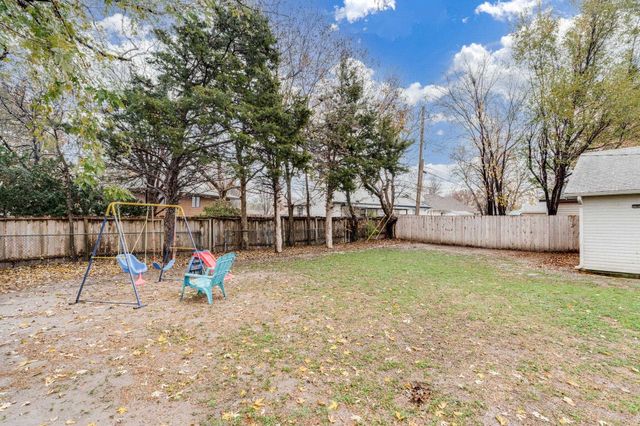 1968 N Sheridan St, Wichita, KS 67203