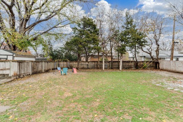 1968 N Sheridan St, Wichita, KS 67203