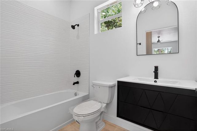 2908 52nd ST W, Lehigh Acres, FL 33971