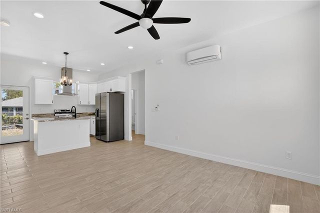 2908 52nd ST W, Lehigh Acres, FL 33971