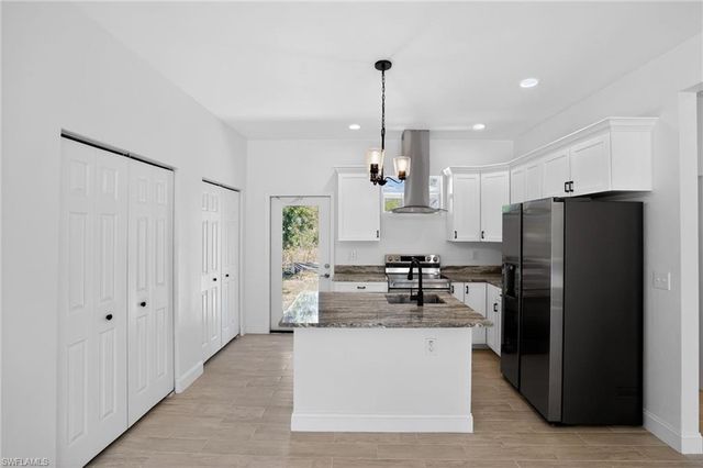 2908 52nd ST W, Lehigh Acres, FL 33971