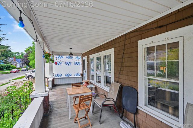 440 W Saratoga Street, Ferndale, MI 48220