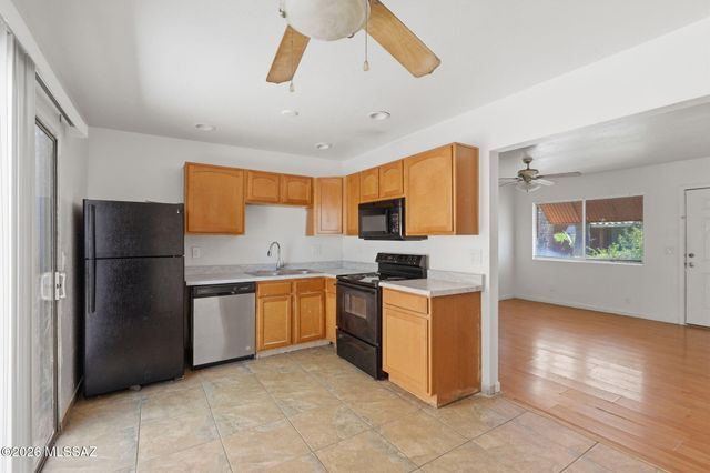 2950 N Alvernon Way Apt 3102, Tucson, AZ 85712