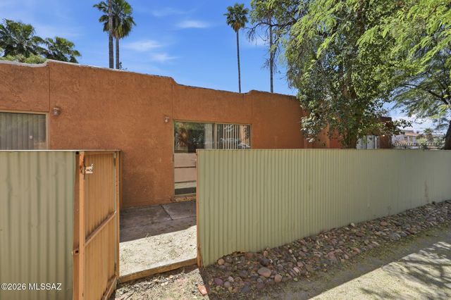 2950 N Alvernon Way Apt 3102, Tucson, AZ 85712