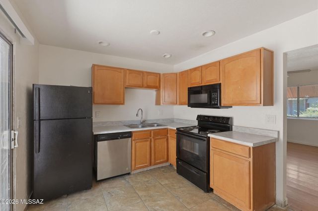 2950 N Alvernon Way Apt 3102, Tucson, AZ 85712