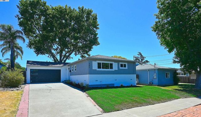 342 Clarke Ave, Livermore, CA 94551