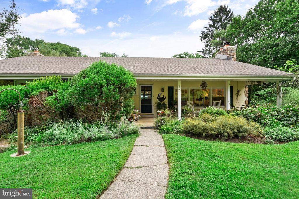 300 TIMBER JUMP LN, MEDIA, PA 19063 — photo 2