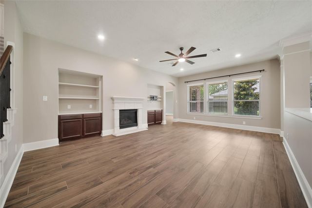 1215 Jake Springs Court, Spring, TX 77386