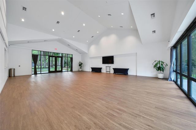 1215 Jake Springs Court, Spring, TX 77386