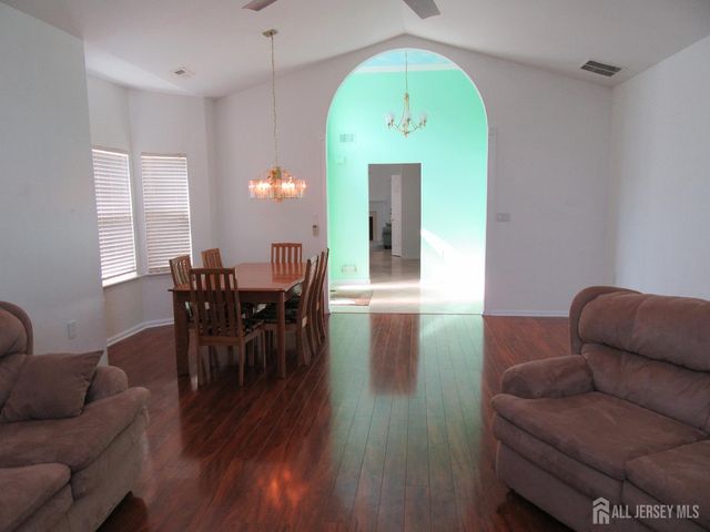 109 Tuscana Avenue, Monroe, NJ 08831