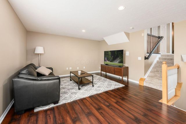 5857 Walterway Drive, Hilliard, OH 43026