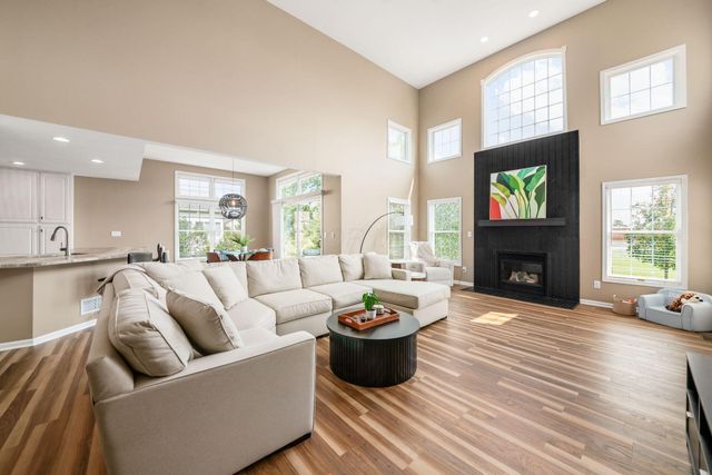 5857 Walterway Drive, Hilliard, OH 43026