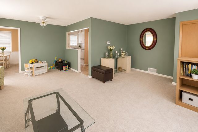 16406 Claire Lane, South Holland, IL 60473