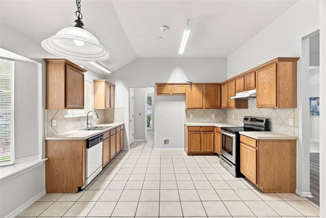 1033 Suffolk Lane Lane, Cedar Hill, TX 75104