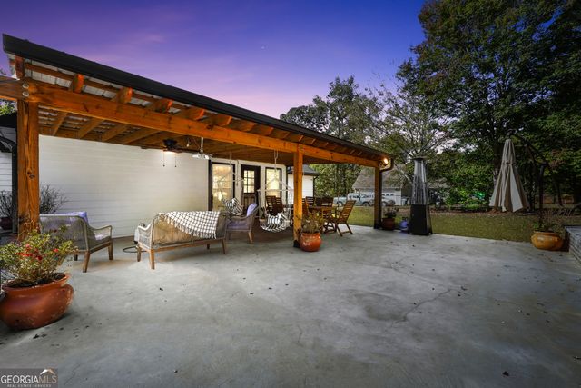 250 Oakforest Drive, Mcdonough, GA 30253