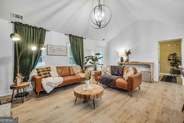 250 Oakforest Drive, Mcdonough, GA 30253