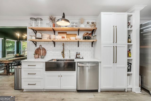 250 Oakforest Drive, Mcdonough, GA 30253