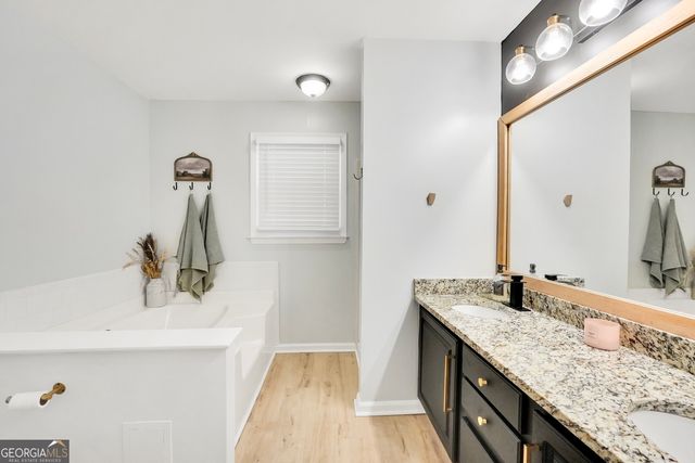 250 Oakforest Drive, Mcdonough, GA 30253