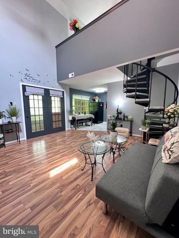 343 TAVISTOCK, Cherry Hill, NJ 08034