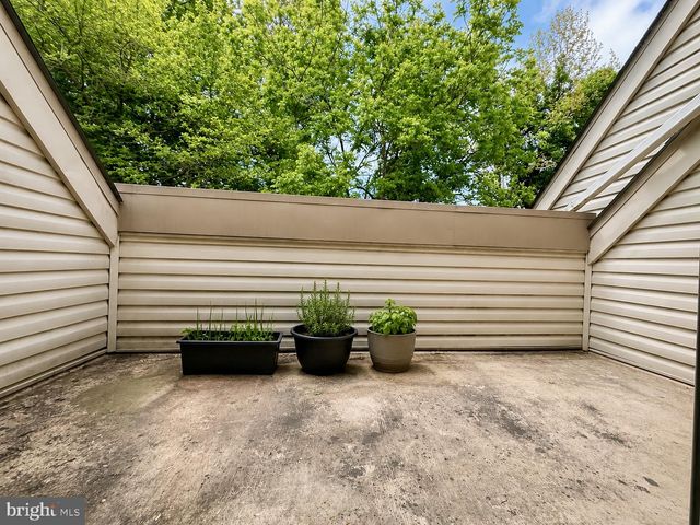 343 TAVISTOCK, Cherry Hill, NJ 08034