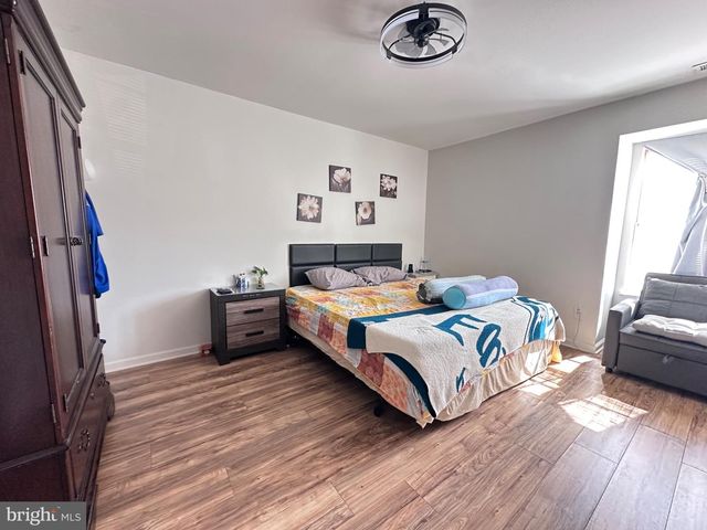 343 TAVISTOCK, Cherry Hill, NJ 08034