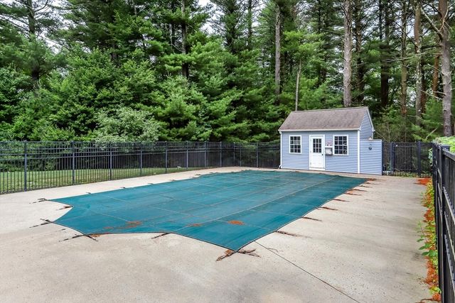 26 Kathleen Grant Rd, Easton, MA 02375