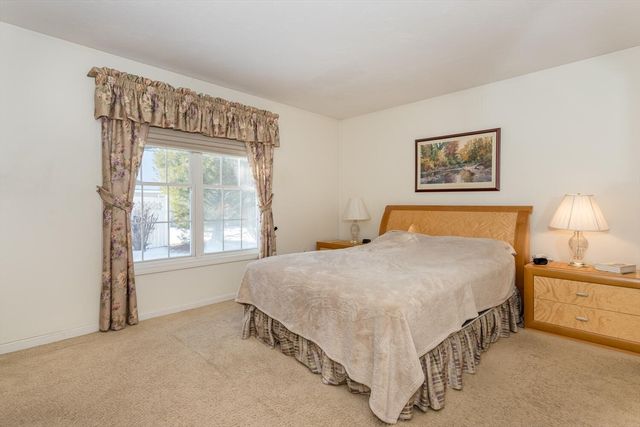 26 Kathleen Grant Rd, Easton, MA 02375