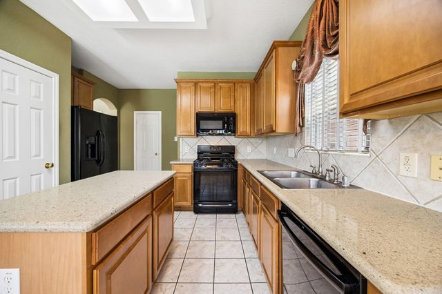 2843 Five Oaks Drive, Missouri City, TX 77459